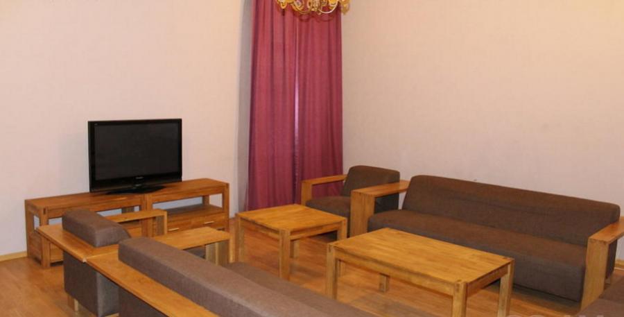 Large apartment in the Embassy District in the Centre of Riga.