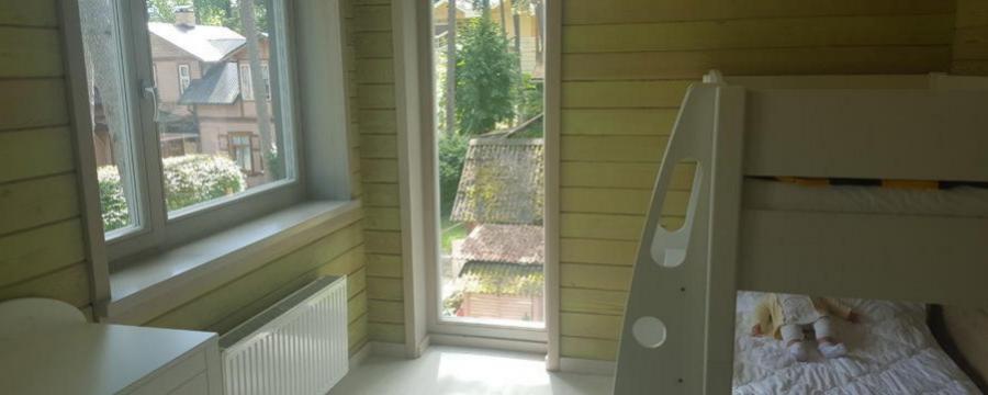 На продажу дом из клееного бруса(лиственница).