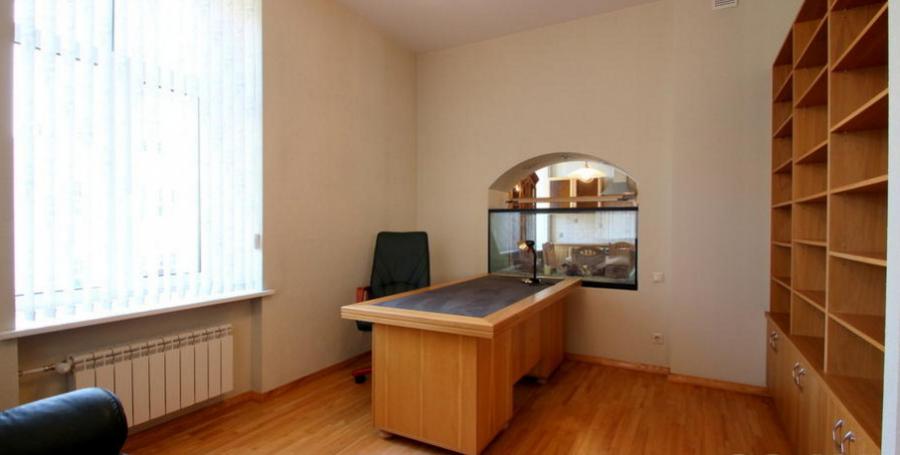 Spacious, comfortable apartment for rent at Gertrudes street.