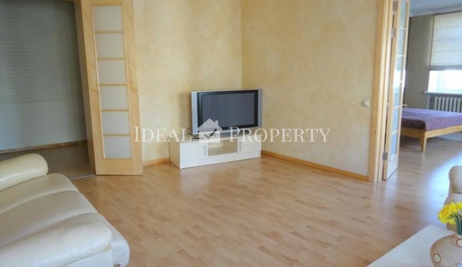 For rent nice 3 bedroom apartment at Elizabetes street.