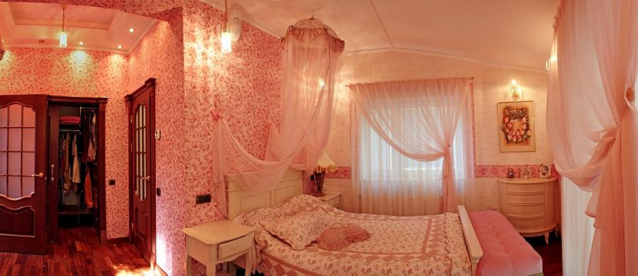 Piedāvājam nomai un pārdošanai privātmāju Zolitude.