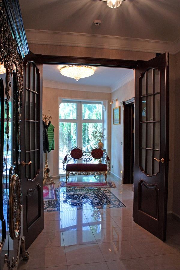 Piedāvājam nomai un pārdošanai privātmāju Zolitude.