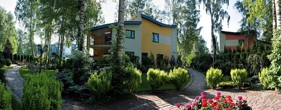 Piedāvājam nomai un pārdošanai privātmāju Zolitude. Piedāvājam nomai un pārdošanai privātmāju Zolitude.