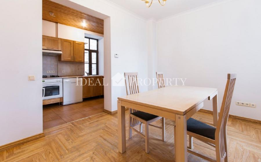 A cozy, fully-equipped and ready-to-live 3-bedroom apartment in the very heart of Riga.