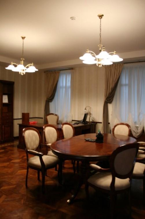 Classical style office in the embassy district  at Vilandes street.