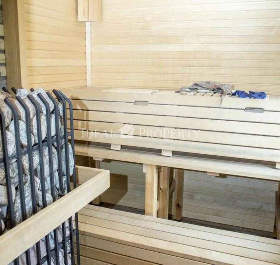 Piedāvājam īrēt lielisku īpašumu vienā no Rīgas zaļākajiem rajoniem - Berģos, klusā ieliņā.