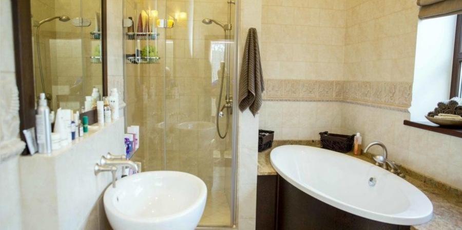 Piedāvājam īrēt lielisku īpašumu vienā no Rīgas zaļākajiem rajoniem - Berģos, klusā ieliņā.