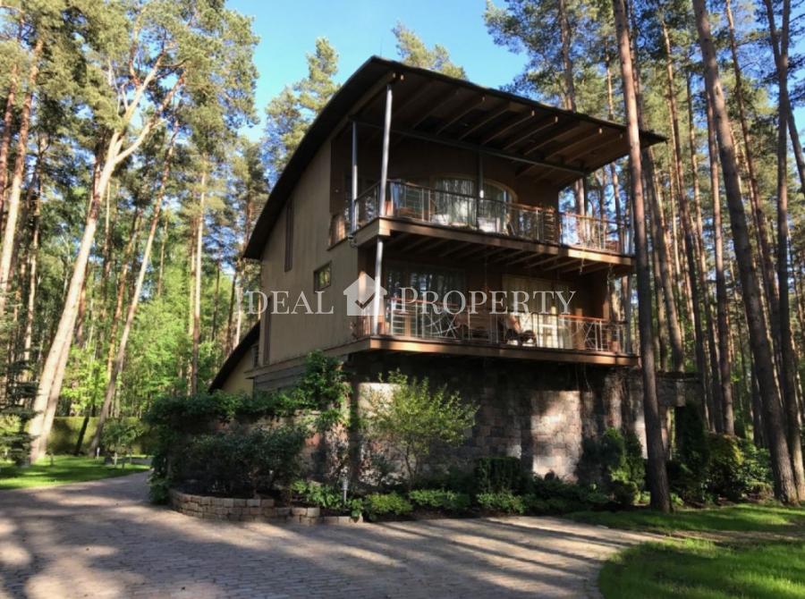 For sale an exclusive private house in Jurmala. For sale an exclusive private house in Jurmala.