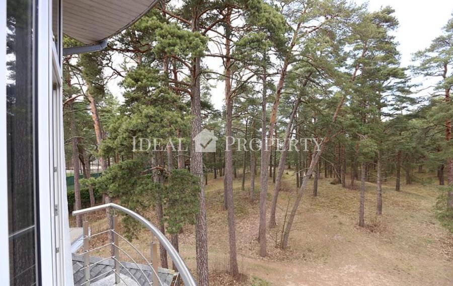 Предлагаем в долгосрочную аренду частный дом на 1-й линии с видом на сосны, дюны.
