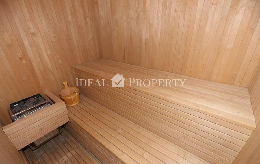 Предлагаем в долгосрочную аренду частный дом на 1-й линии с видом на сосны, дюны.