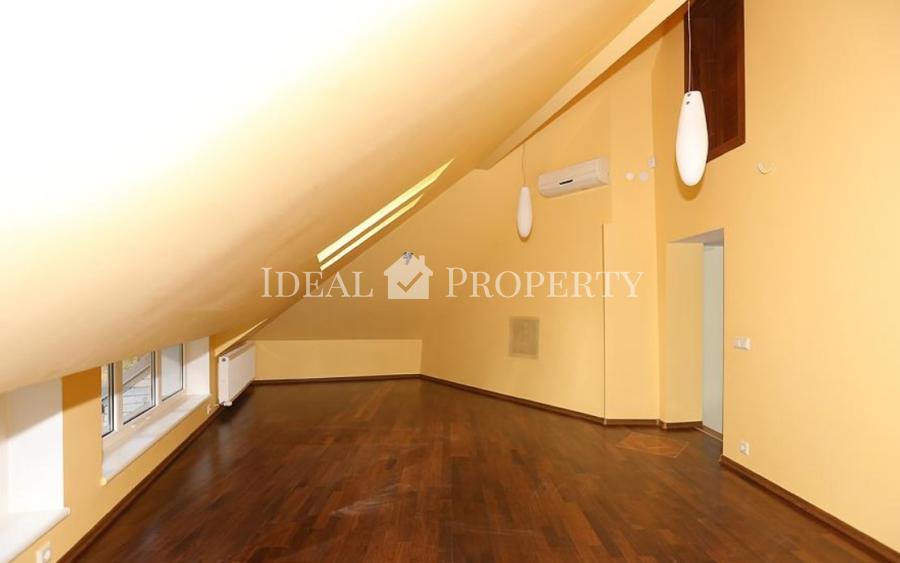 Предлагаем в долгосрочную аренду частный дом на 1-й линии с видом на сосны, дюны.