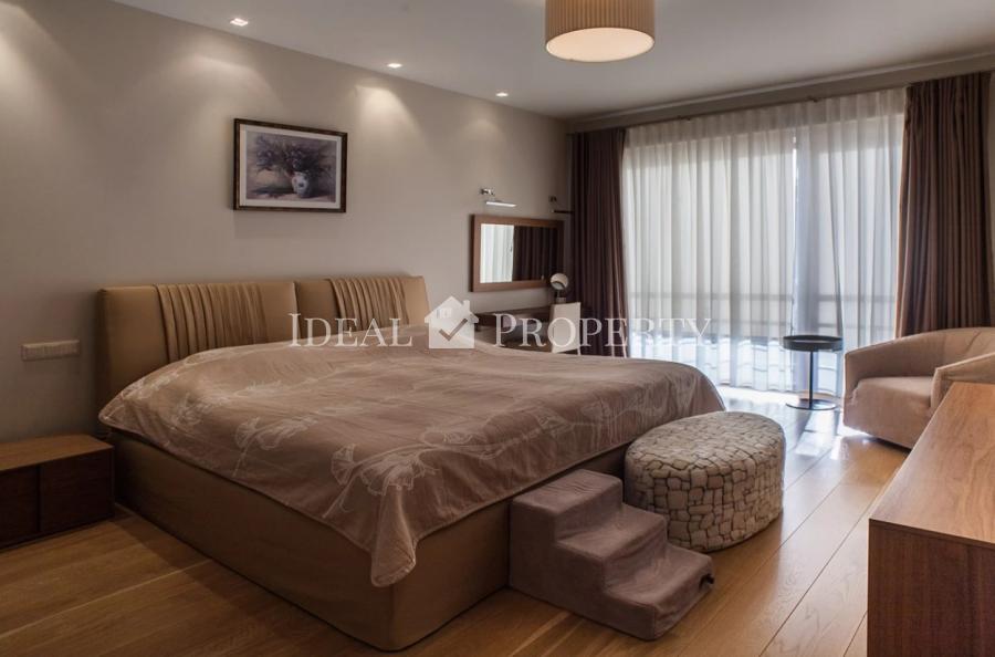 For sale is offering  a stylish apartment in the project the Jurmala Castle. 