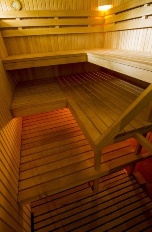 Pārdod plašu privātmāju klusā rajonā Berģi.