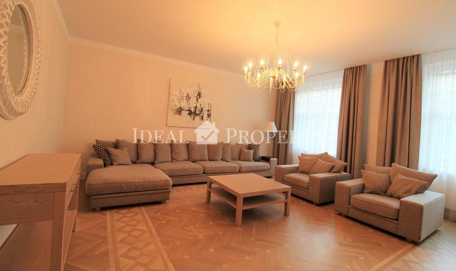 Modern, spacious apartment with all amenities in the center of Riga.