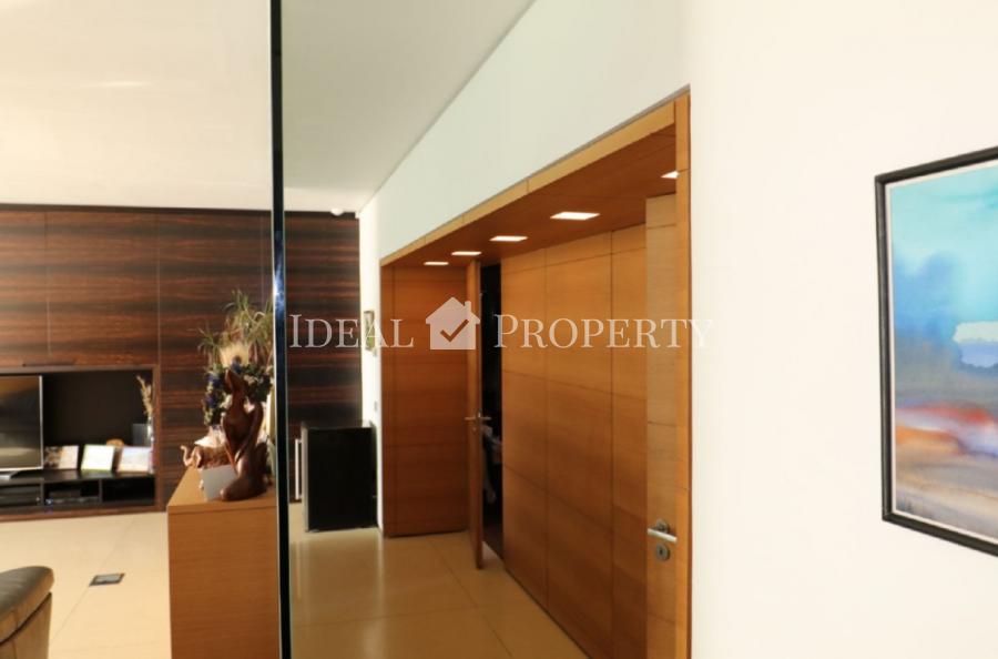 For sale a spacious apartment in the new  Project Chokolate .