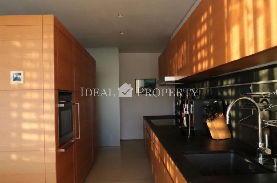 For sale a spacious apartment in the new  Project Chokolate .