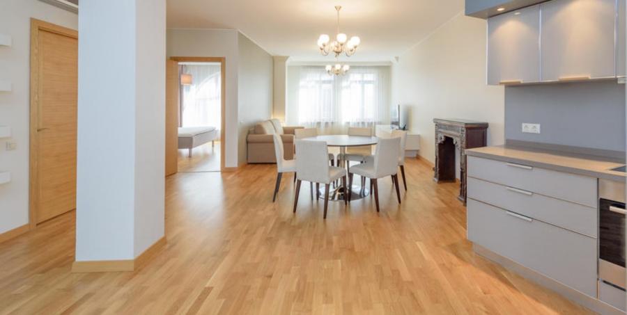 A superior, well presented two-bedroom apartment is situated in the cozy quiet part of Old Riga. 