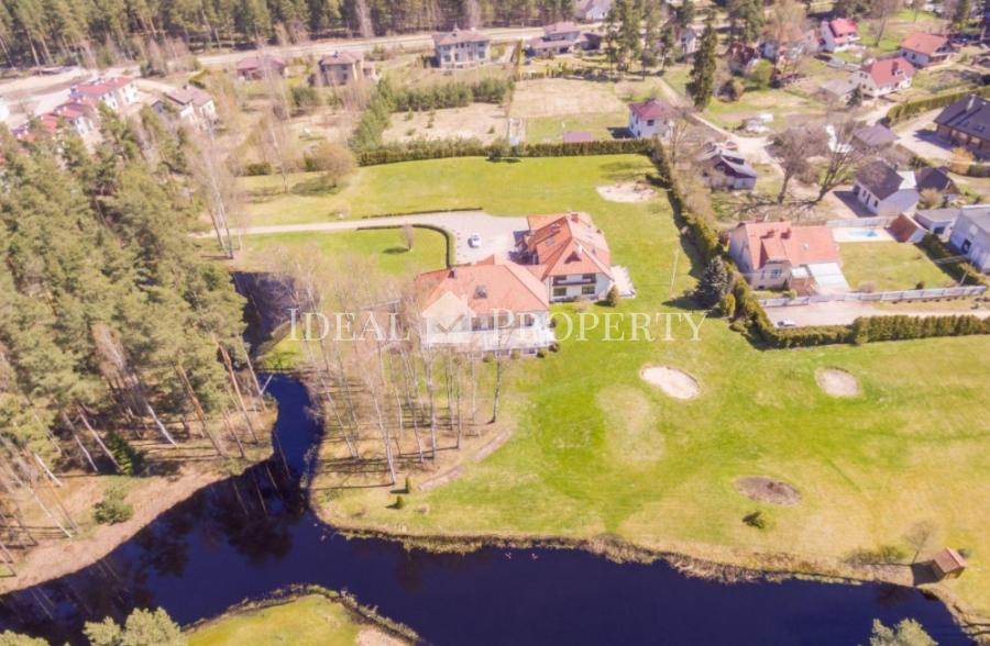 Piedāvājam nopirkt māju blakus Rīgai. 