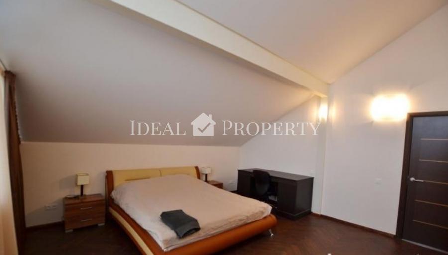 Красивый двухэтажный дом предлагается в аренду в поселке Салиена.