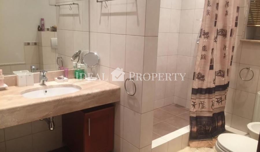 Просторный светлый дом в аренду на длительный срок. 