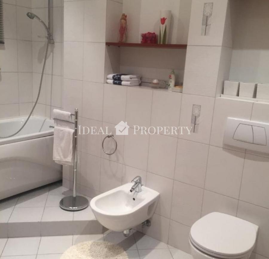 Просторный светлый дом в аренду на длительный срок. 