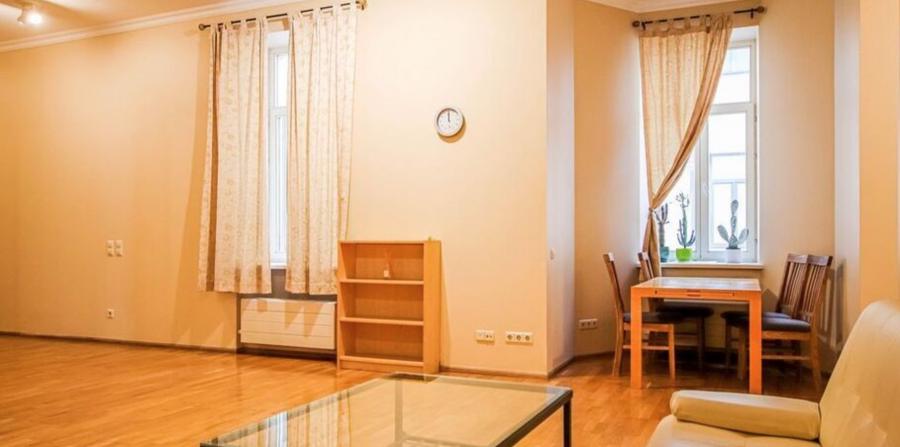 2-room apartment for rent or sale in the embassy area.