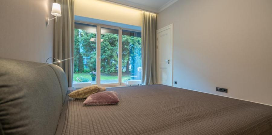 For sale cozy 3 bedrooms apartment in Jurmala in a new complex.