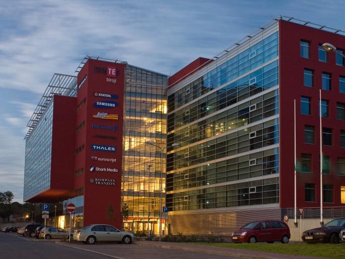 Предлагаем коммерческое помещение в Новом современном здании.