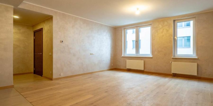 We offer for sale a 1-bedroom apartment in a new project located in the Embassy quarter of the historical center of Riga. 