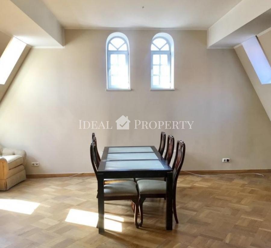 For rent a large, fully furnished, 4-room apartment in a quiet center in the embassy district.