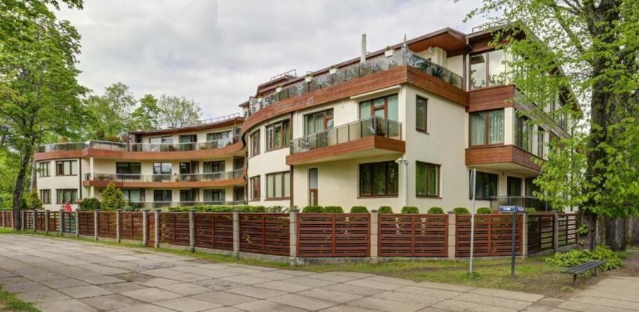 Tiek izīrēti 5-ist. apartamenti (penthouse) ideālā atrašanās vietā - Bulduros, pāris soļu attālumā no pludmales. 