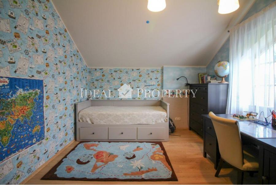 Moderns īpašums par pievilcīgu cenu Berģos netālu no ezera.