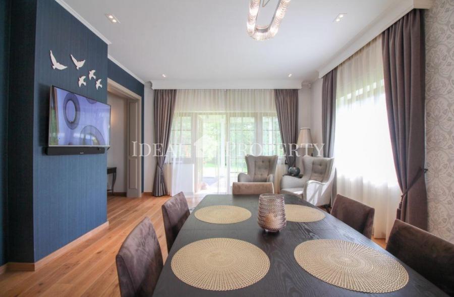 Moderns īpašums par pievilcīgu cenu Berģos netālu no ezera.