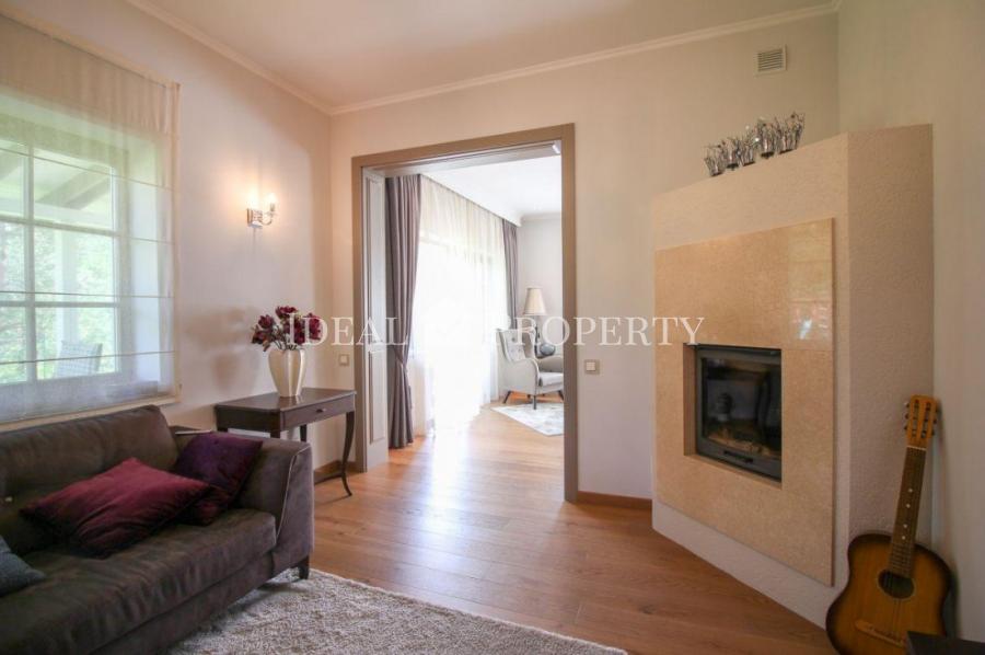 Moderns īpašums par pievilcīgu cenu Berģos netālu no ezera.