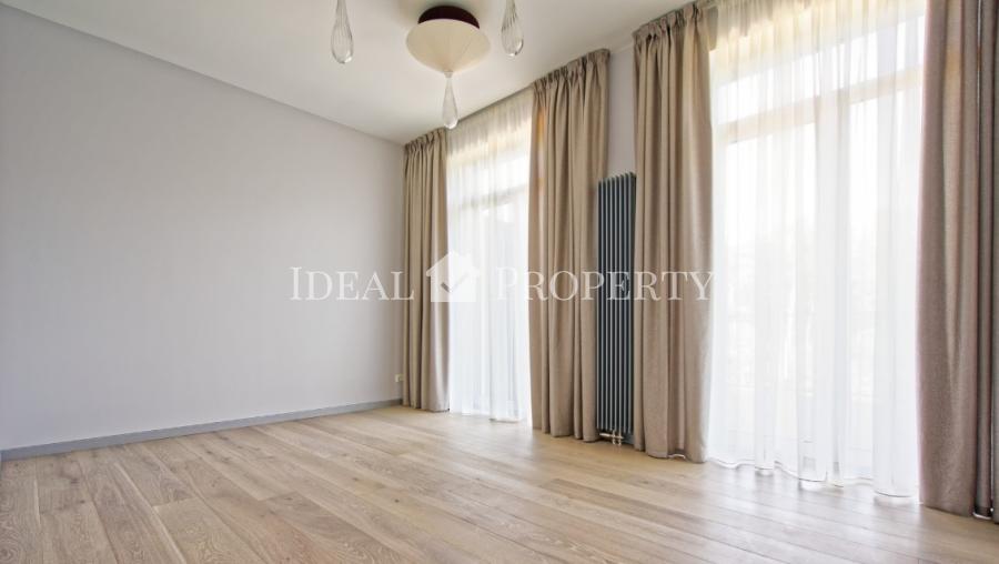 We offer a beautiful apartment in a modern project in Jurmala, located in a beautiful place in Dzintari.