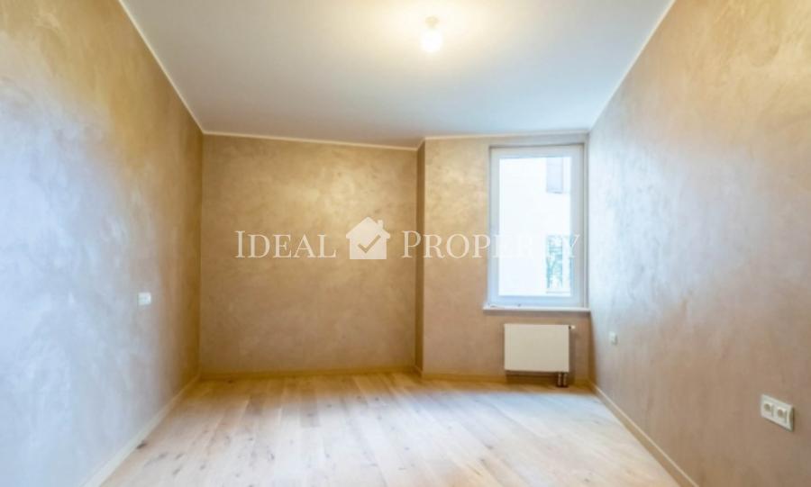 We offer for sale a 2-bedroom apartment in a new project located in the Embassy quarter of the historical center of Riga. 