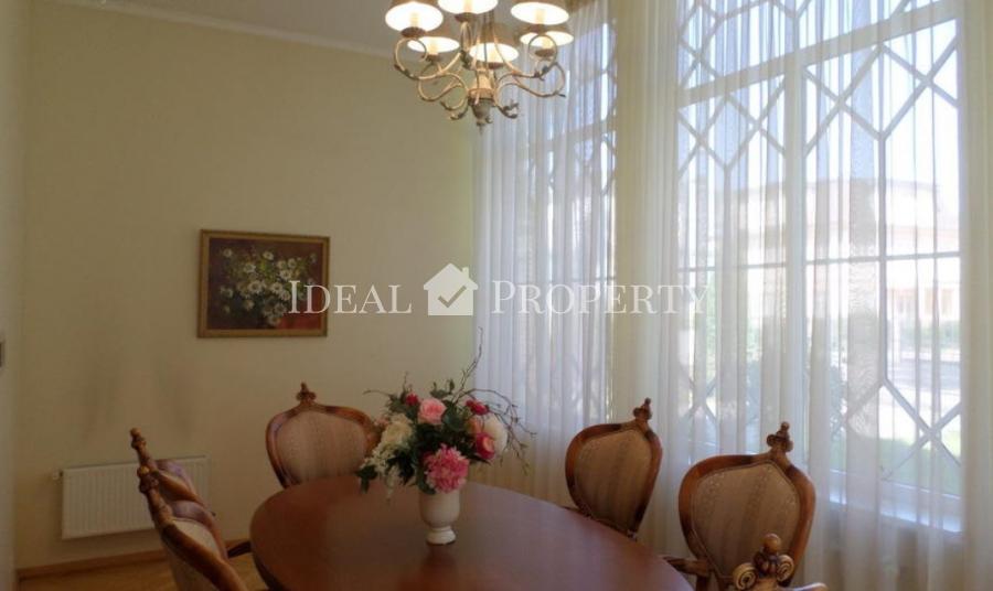 Elegant, nice and bright house in a quiet neighbourhood of Jurmala - New Dubulti. 