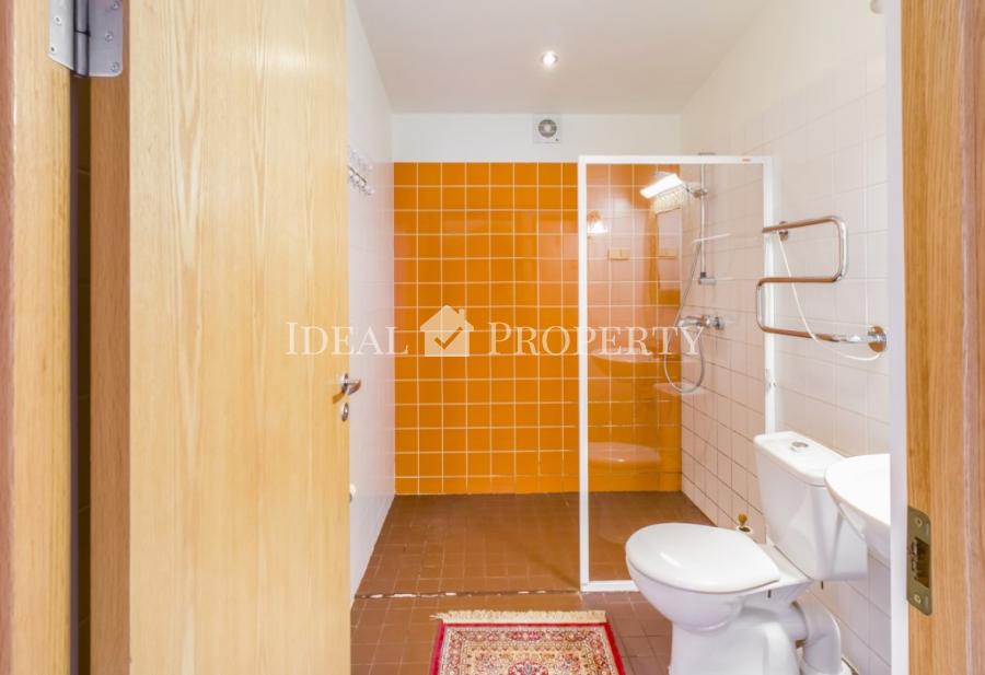 Современный, просторный и качественный двухэтажный частный дом с садом!