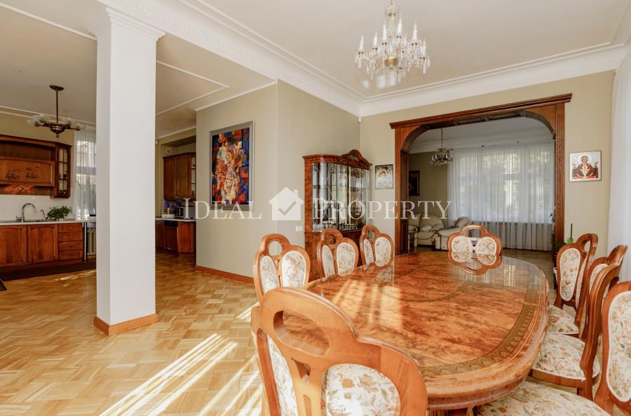 For rent 3 storey house in Mezaparks, in an exclusive residential area in Riga.