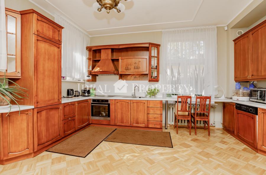 For rent 3 storey house in Mezaparks, in an exclusive residential area in Riga.