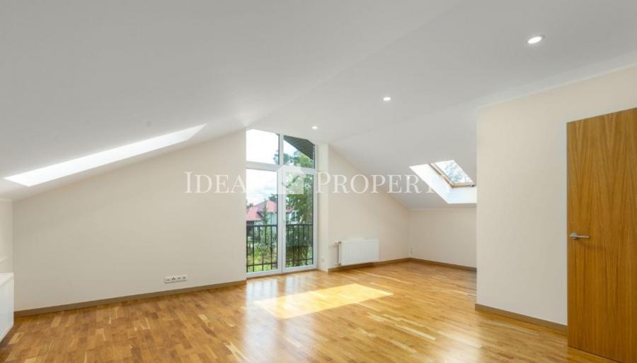 Eleganta un plaša māja ekskluzīvajos Sunīšos!