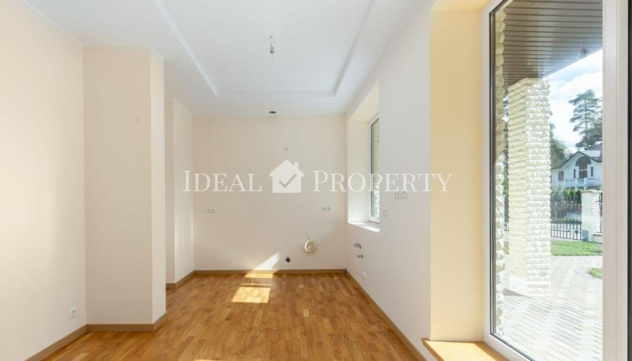 Eleganta un plaša māja ekskluzīvajos Sunīšos!