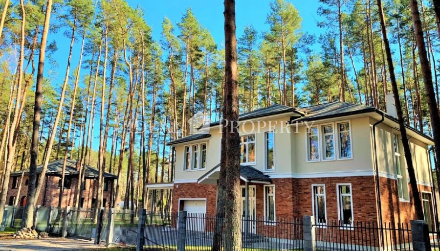 Piedāvājam pārdošanāi kvalitatīvu māju Jūrmalā tiem, kas mīl dabu un novērtē klusumu. Piedāvājam pārdošanāi kvalitatīvu māju Jūrmalā tiem, kas mīl dabu un novērtē klusumu.