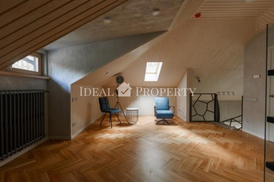 In the prestigious, greenest district of Riga, rented an elite private house. 