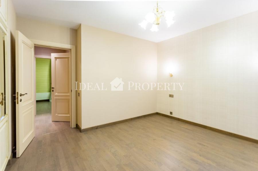 For rent an apartment in the center of Riga with a prestigious location in the city center, in the embassy district.