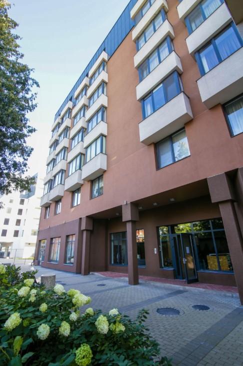 Pārdošanai tiek piedāvāts lielisks divstāvu penthouse klusā Rīgas centrā.