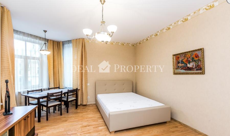 We offer for rent a 4-room apartment in the heart of Riga.