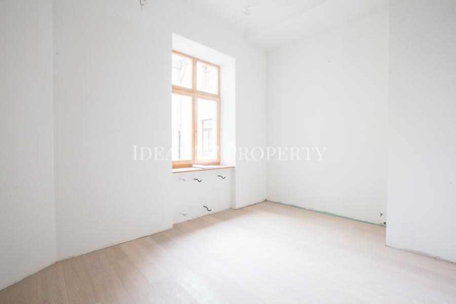 A bright apartment for sale in renovated house in  Old town.