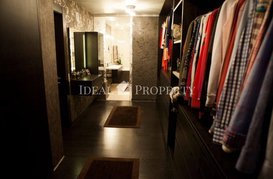 Pārdošanā skaists īpašums elitārajā ciematā  Garkalnes novada Sunīšos.