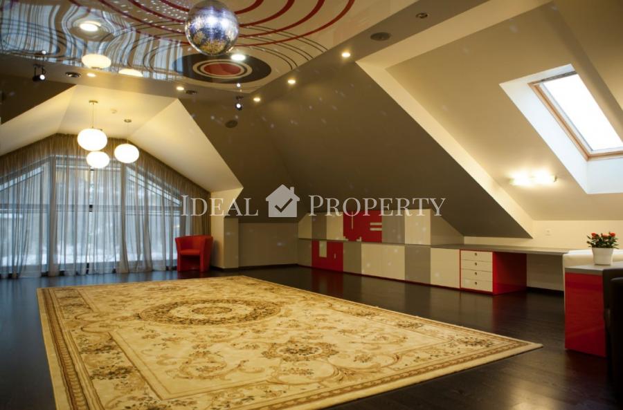 Pārdošanā skaists īpašums elitārajā ciematā  Garkalnes novada Sunīšos.